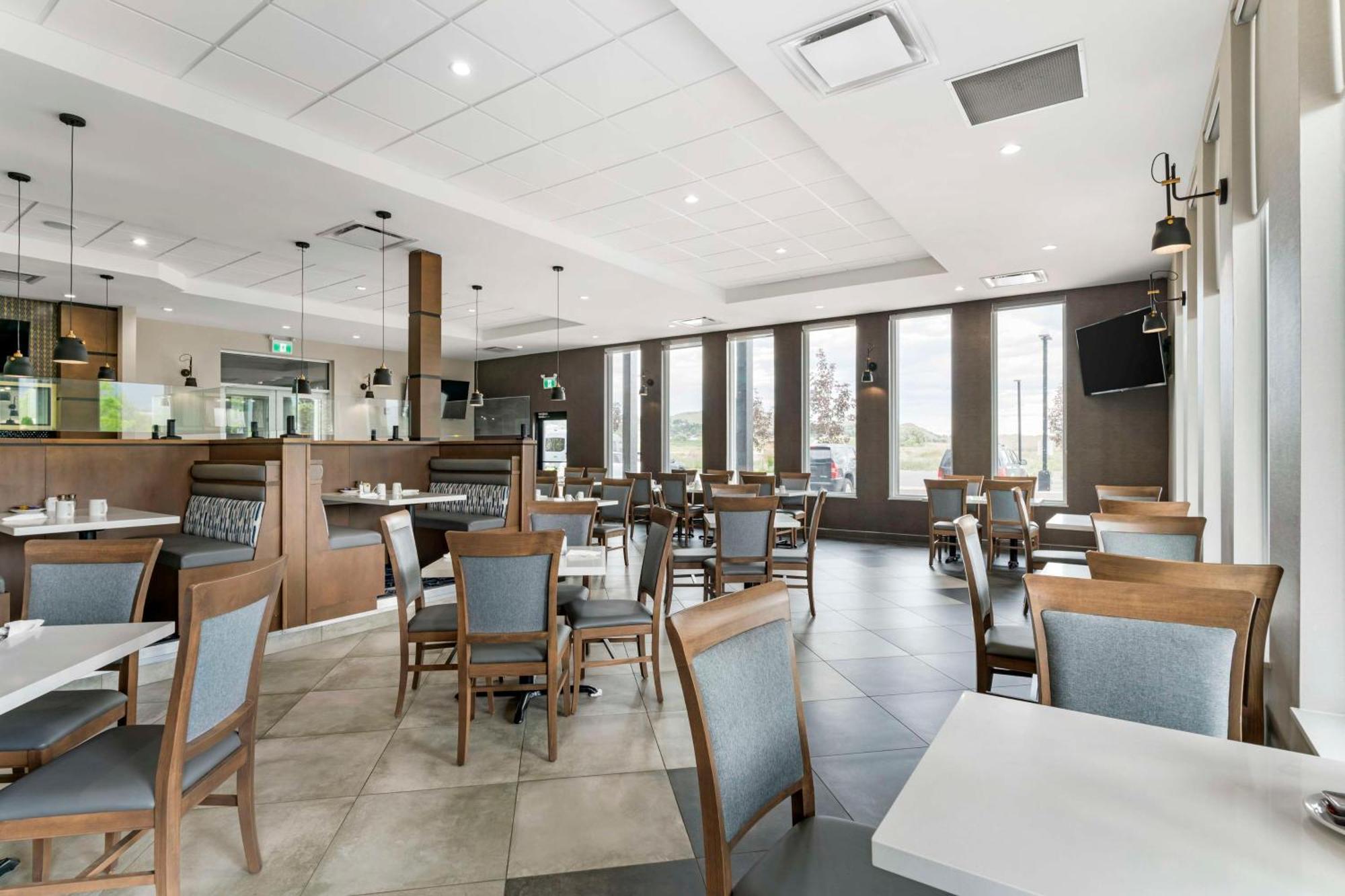 Best Western Premier Route 97 Vernon Exterior foto